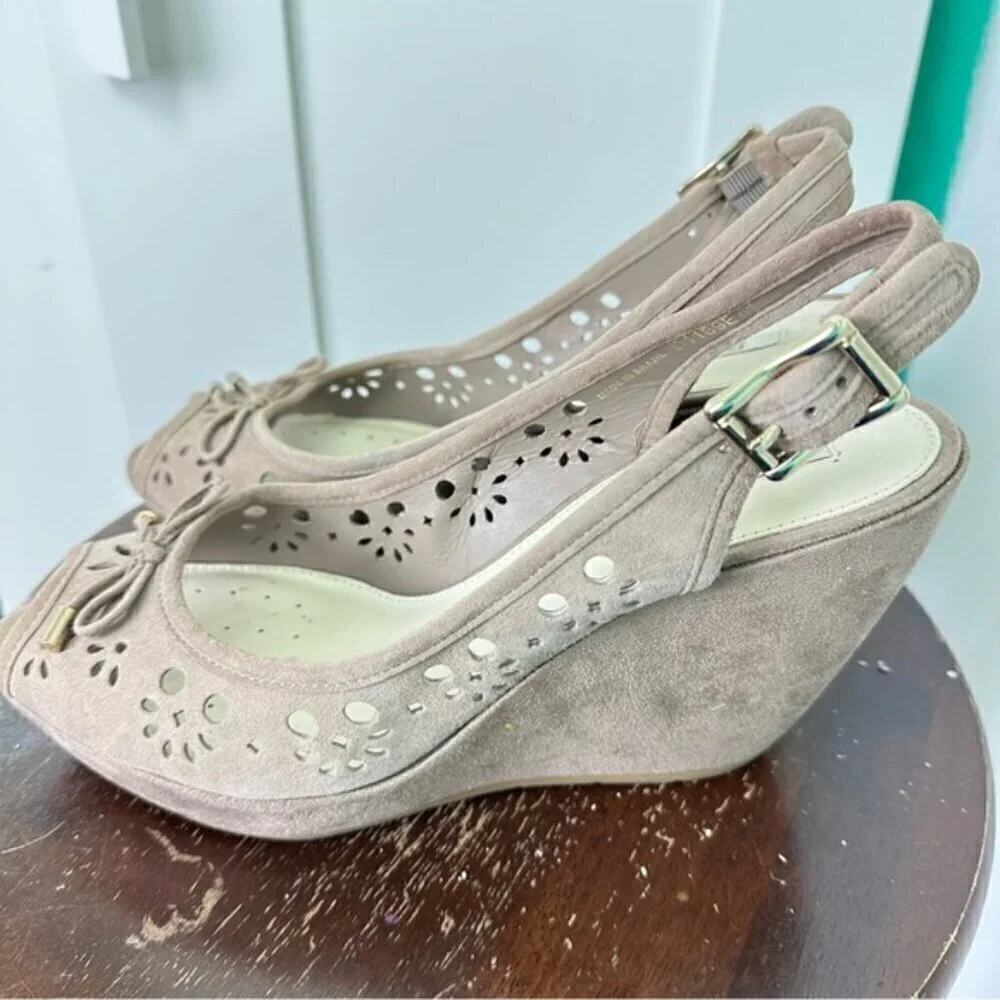 Geox Respira Wedge Heels Size 41 Eyelet Cutout Tan